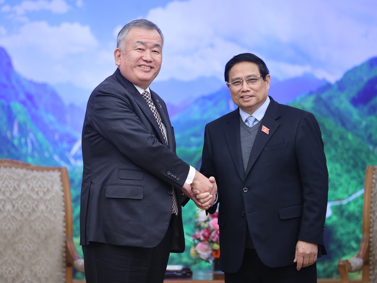 他不仅提升