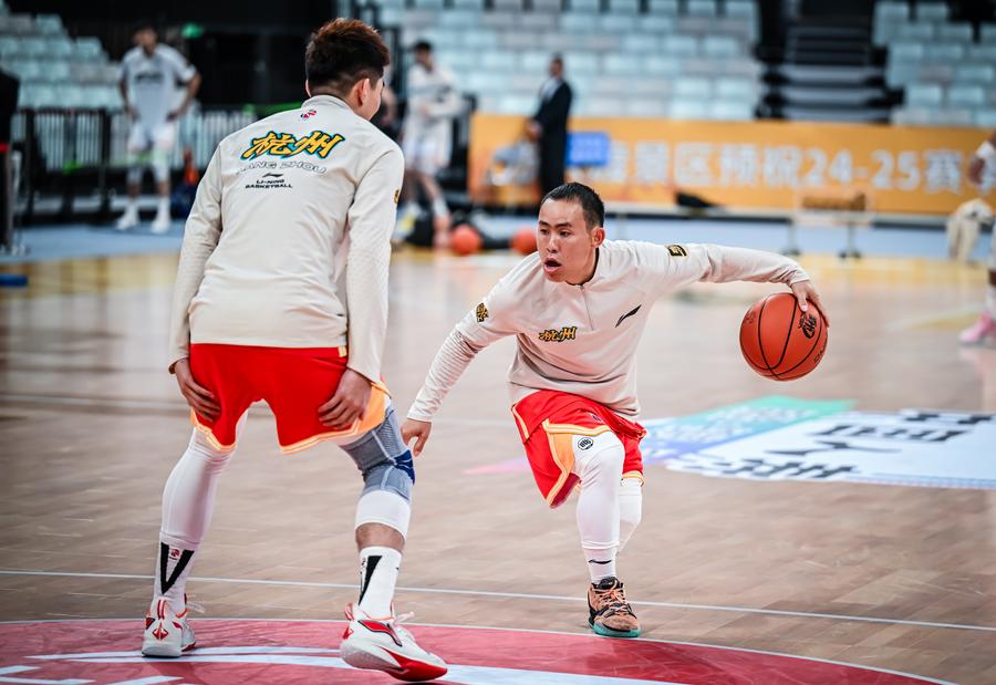 天津男篮
